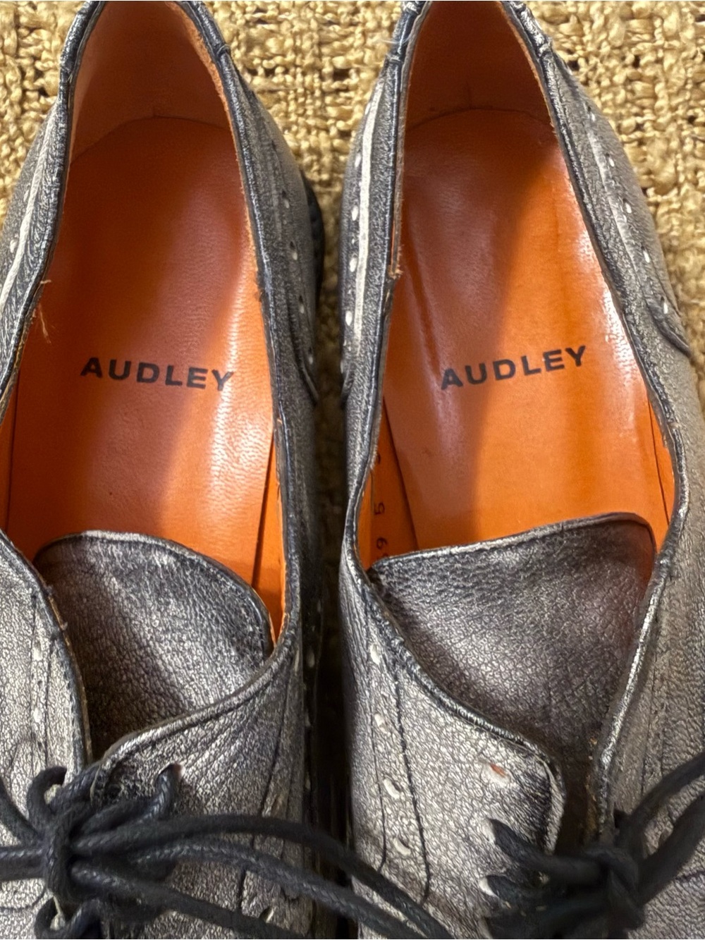 Audley Oxford Wingtip Vintage Gray Shoes - Picture 3 of 8